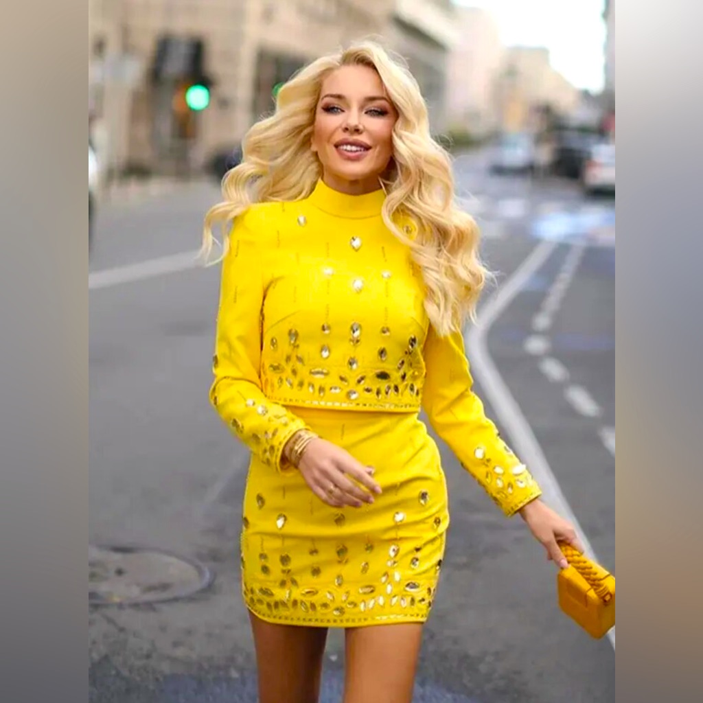 Beautiful Yellow 2 Piece Set, Size M But It Runs Small